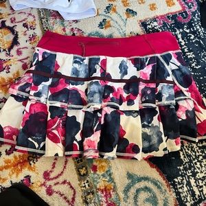 lululemon skirt 2.5